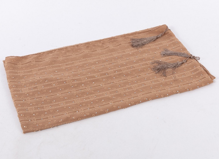 شال نگین‌دار لمه