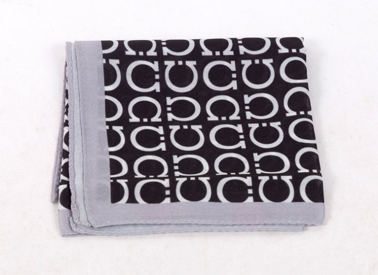 دستمال سر طرحدار