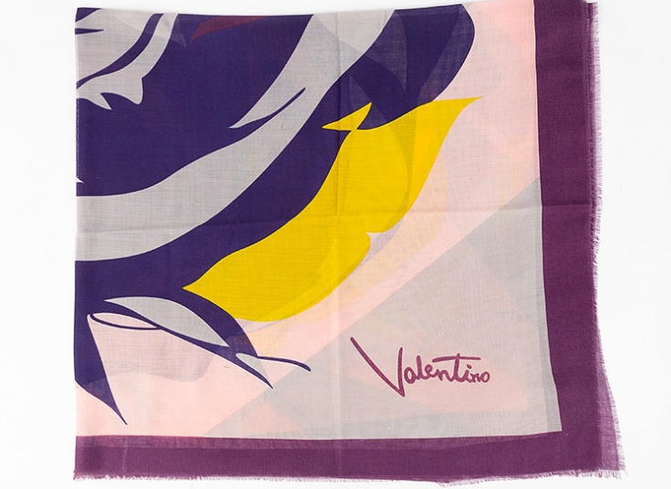 روسری نخی طرح Valentino