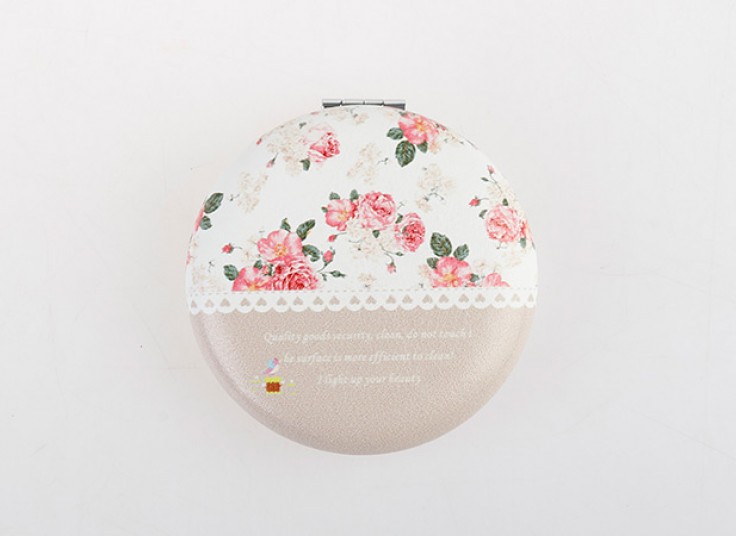 آینه جیبی زوم دار مدل Round