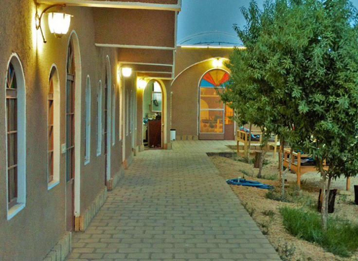 تور کویر ابوزید آباد آژانس شال و کلاه سفر