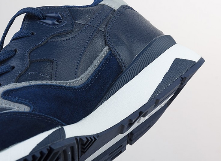 کفش ورزشی Diadora