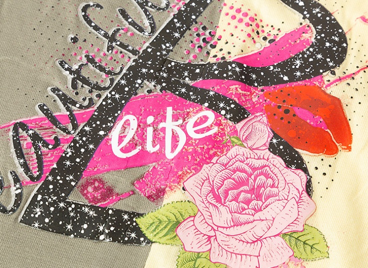 تیشرت زنانه طرح گل