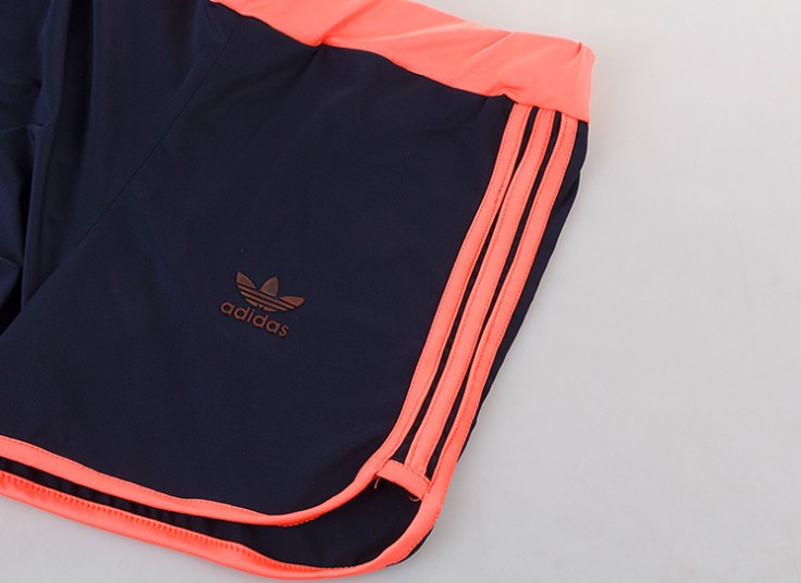 ست نیم تنه و شورتک طرح adidas