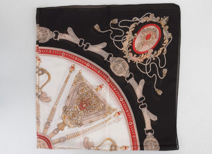 روسری حریر Fendi