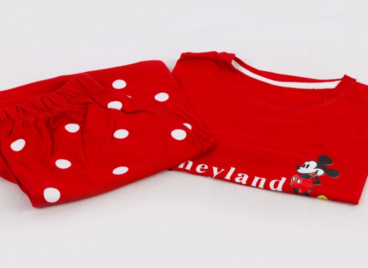 ست کراپ و شلوارک زنانه