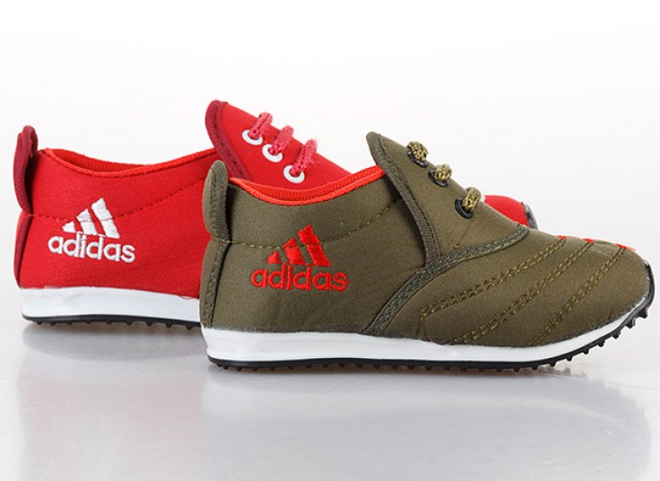 کفش بچگانه طرح adidas