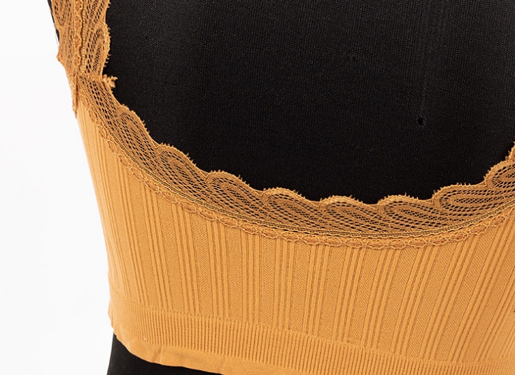 نیم تنه زنانه