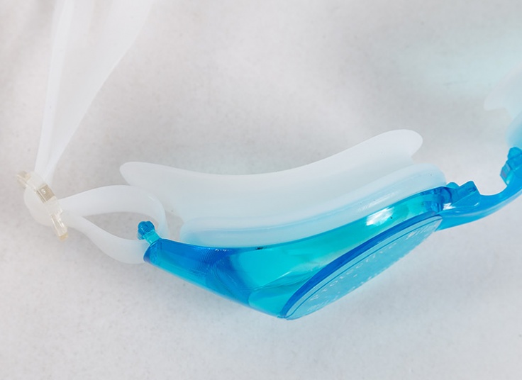 عینک شنا swimming goggles