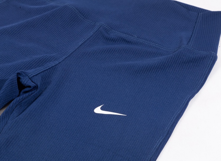 ست ورزشی زنانه Nike