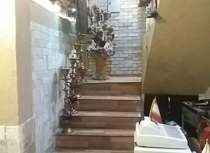 سرویس چای و قلیان سرای سنتی کوچه باغ