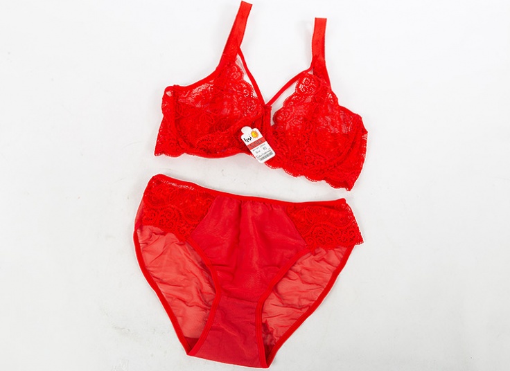 ست لباس زیر نورا