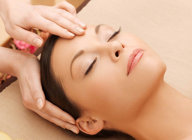 ماساژ ریلکسی بانوان در مرکز ناشا