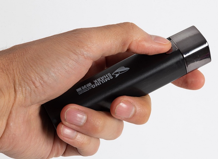 چراغ قوه قابل شارژ SMILING SHARK