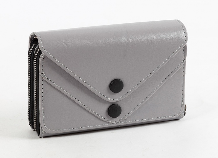 کیف پاسپورتی دکمه دار