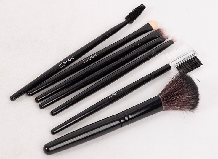 ست براش آرایشی MAC