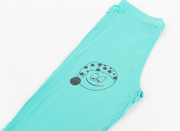 شلوار طرح لبخند زنانه