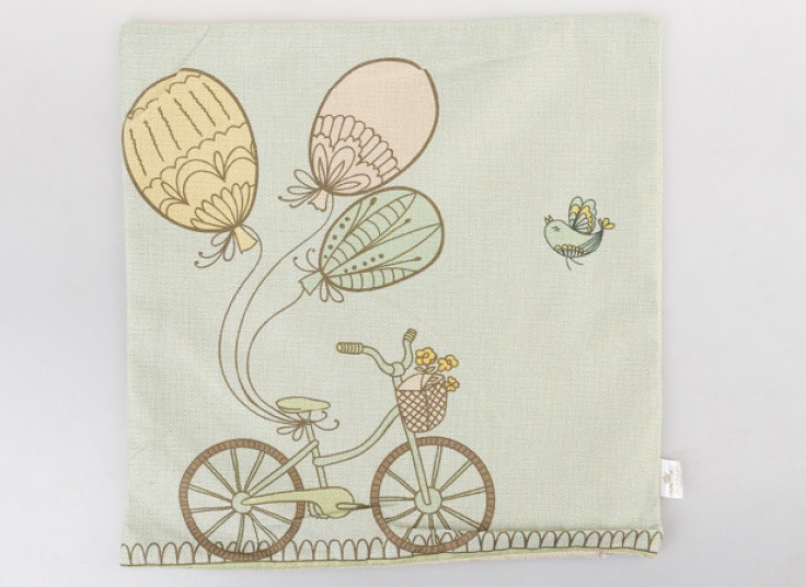 کاور کوسن طرحدار LC Waikiki