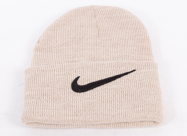 کلاه بافت Nike