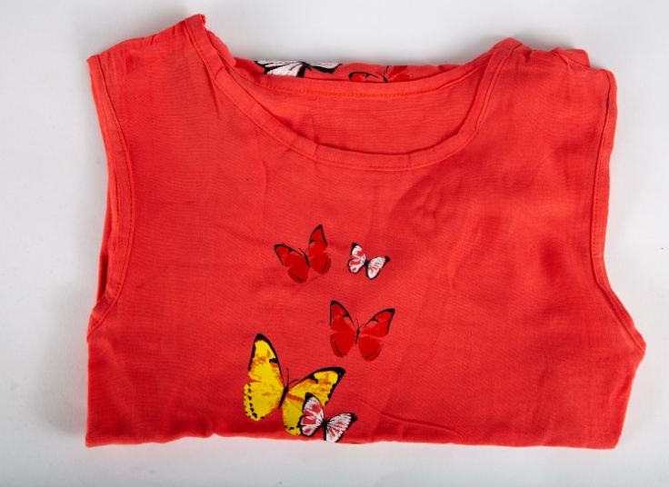 تاپ نخی طرح پروانه