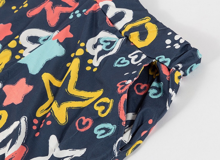 ست تاپ و شورتک طرحدار زنانه