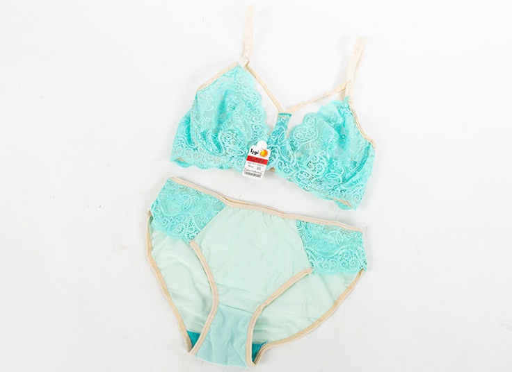 ست لباس زیر نورا