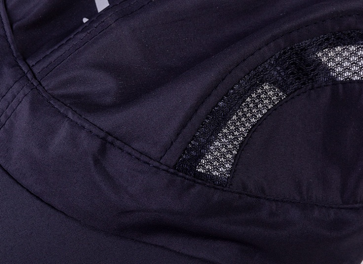 کلاه آفتابگیر adidas