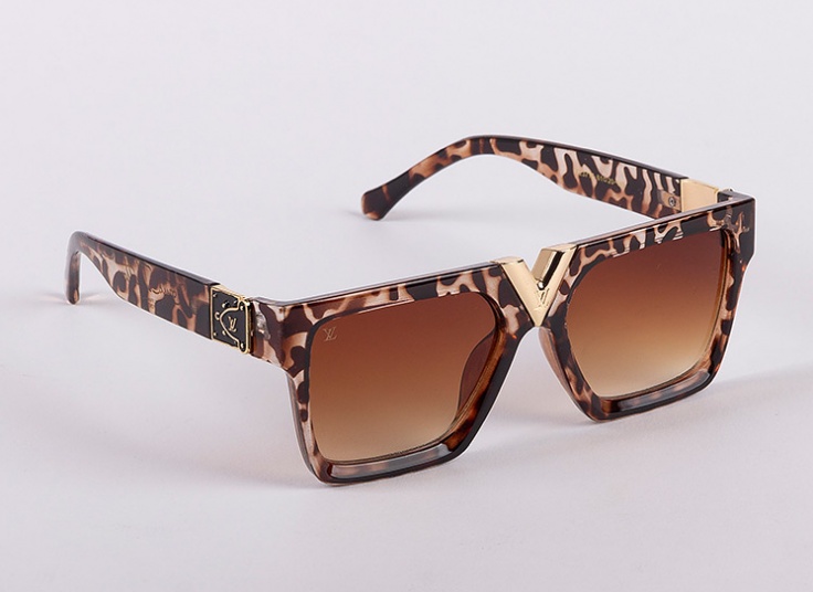 عینک آفتابی طرح Louis vuitton