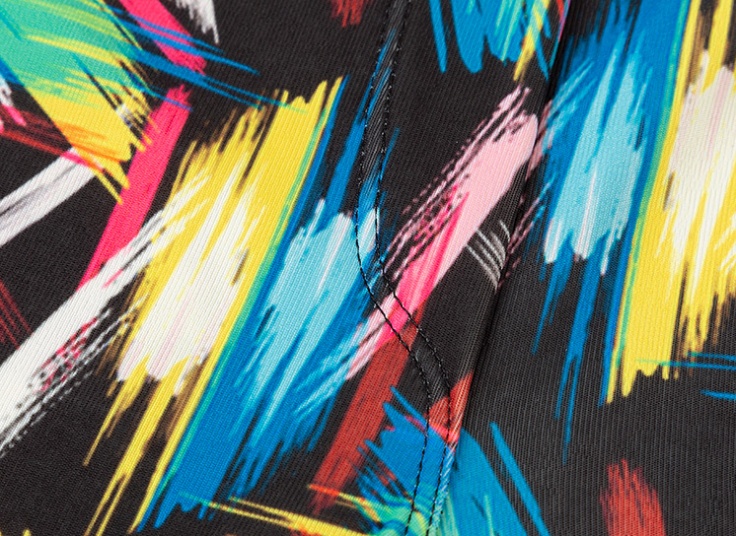 ست نیم‌تنه و شلوار ورزشی زنانه