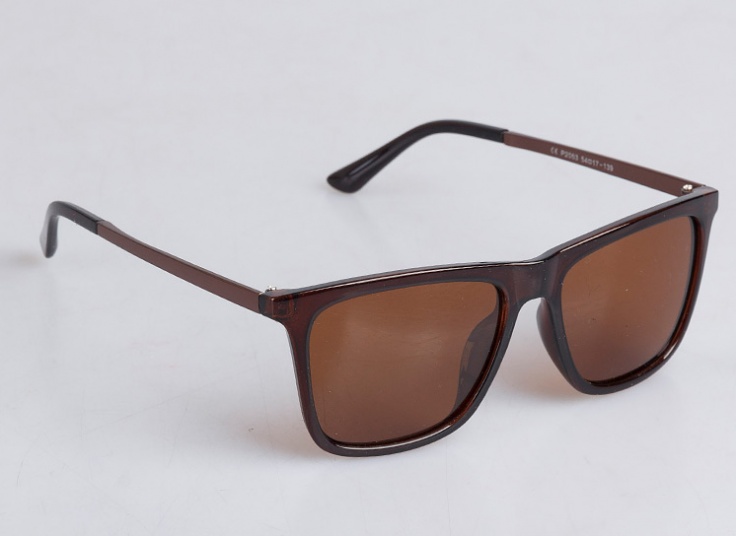 عینک آفتابی پلورایز Aedoll