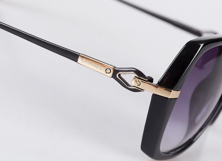 عینک آفتابی زنانه CHANEL سری Vintage