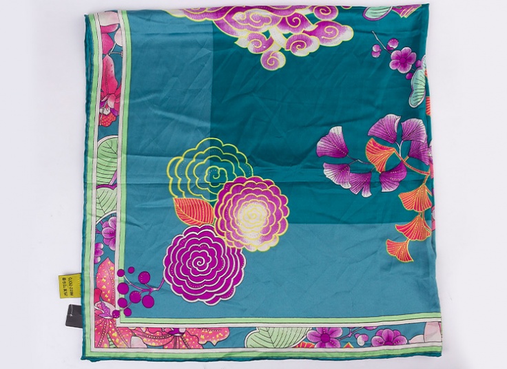 انواع روسری طرحدار زنانه