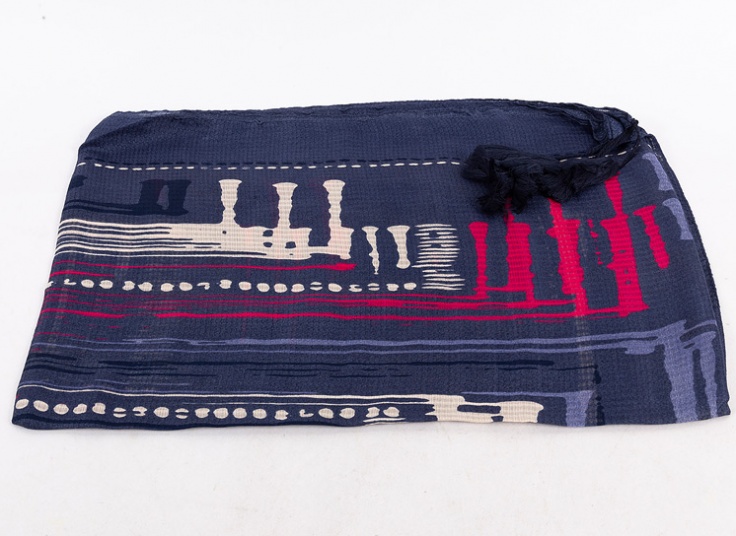 شال طرحدار منگوله دار