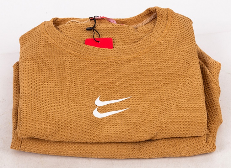 کراپ و شلوارک زنانه Nike