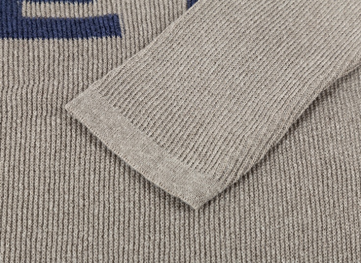 پلیورمردانه طرح FENDI