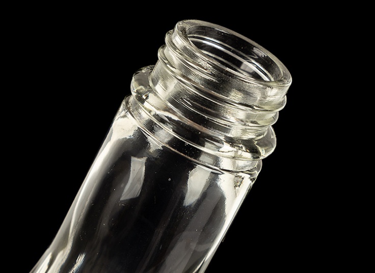 بطری شیشه ای