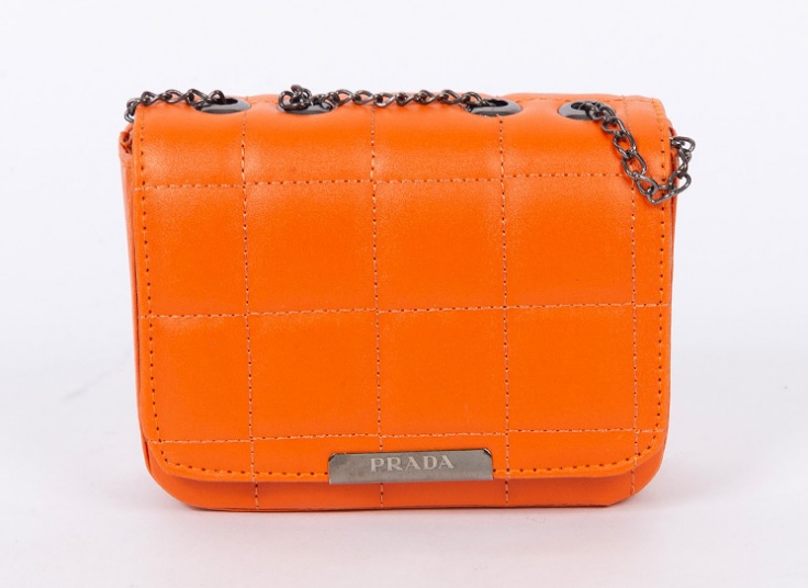 کیف دوشی زنانه prada