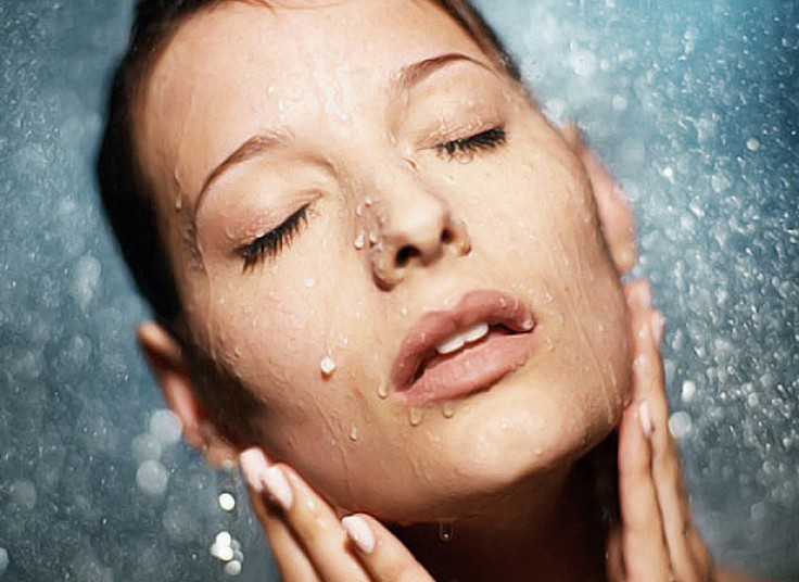 هیدرودرمی مرکز تخصصی لاغری و پوست سیب