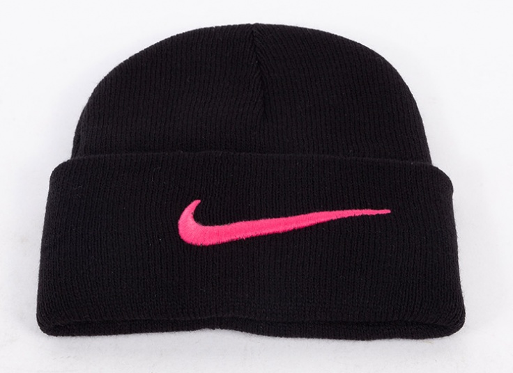 کلاه بافت Nike