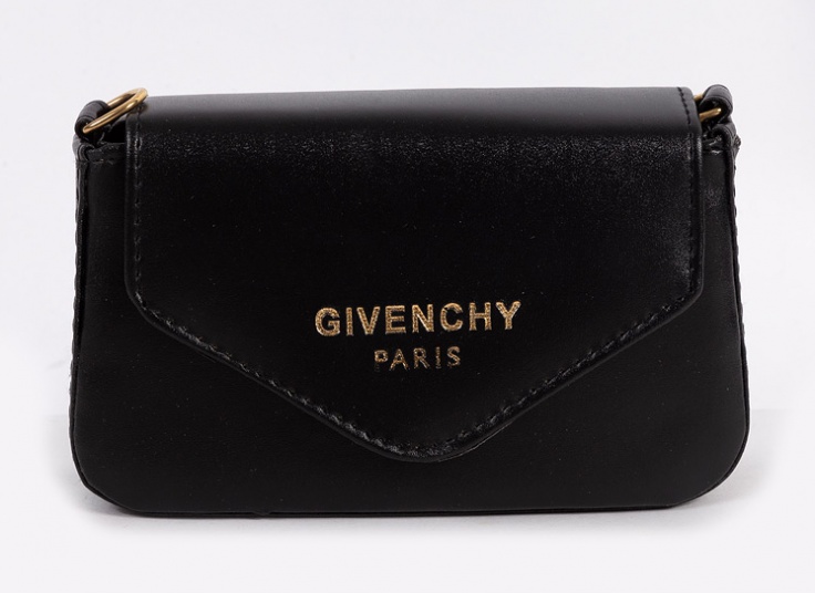 کیف پاسپورتی طرح Givenchy