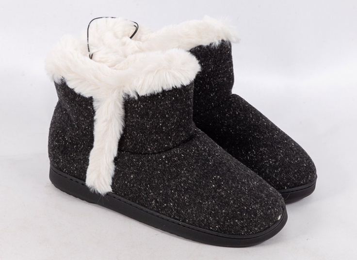 نیم بوت بافت طرح UGG