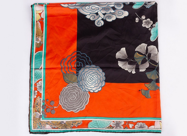 انواع روسری طرحدار زنانه