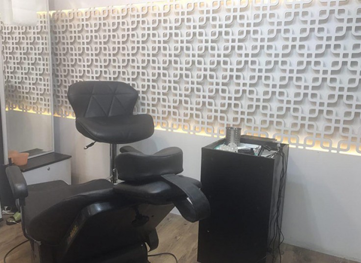 برداشتن خال و لک در مرکز میرداماد