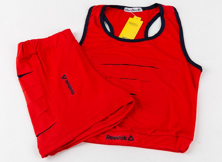 ست نیم تنه و شلوارک Reebok