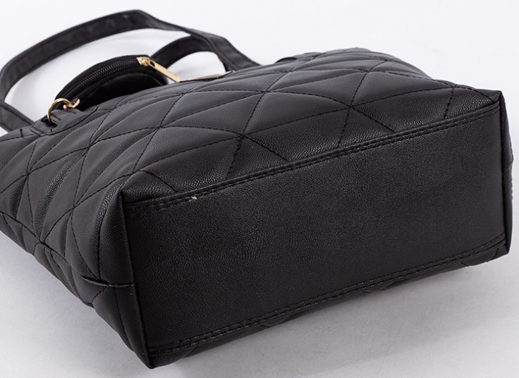 کیف دستی زنانه طرح Prada