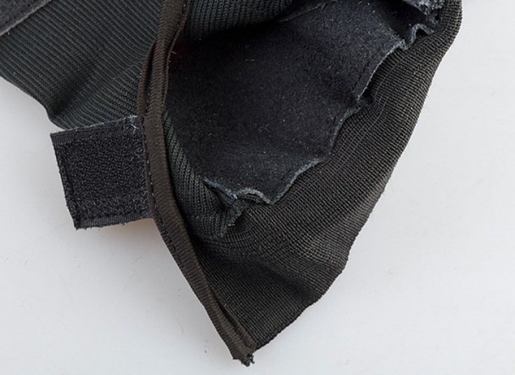 دستکش بدنسازی GOLDS GYM