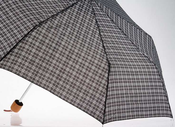 چتر طرح دار