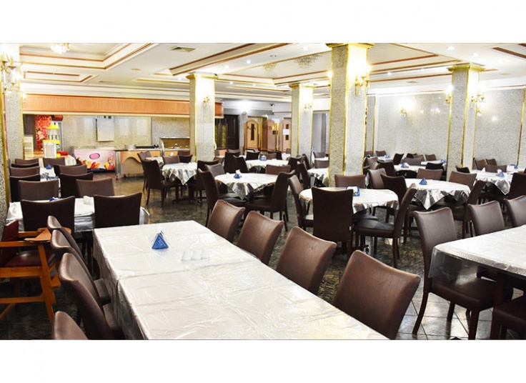 اقامت در هتل دو ستاره فجر