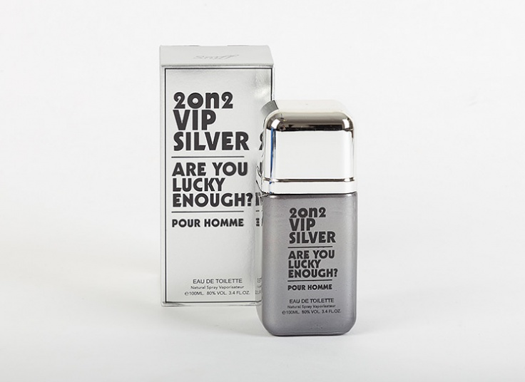 عطر و ادکلن Sniff و TRI