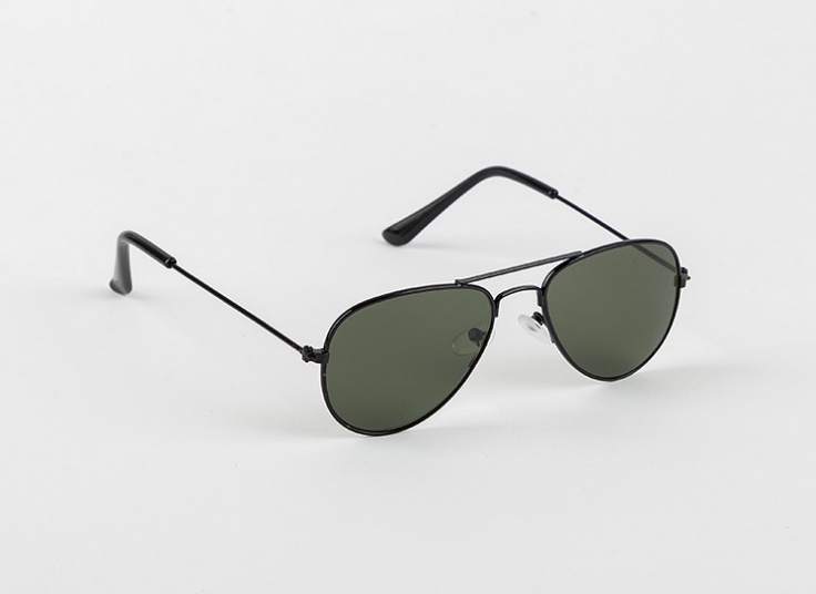 عینک آفتابی بچگانه طرح rayban